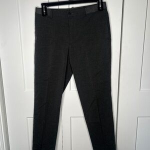 Uniqlo Gray Straight Leg Adjustable Pants Men's Waist Size 30 - 33